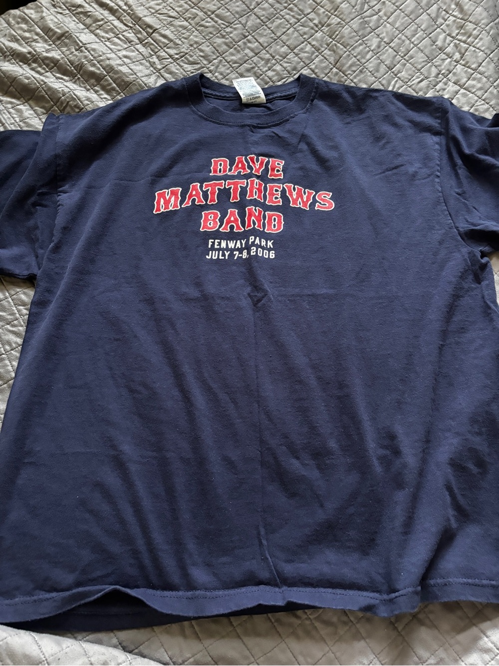 Dave Matthews Band 2006 Fenway Park Navy Short-Sleeve Graphic concert T-Shirt L